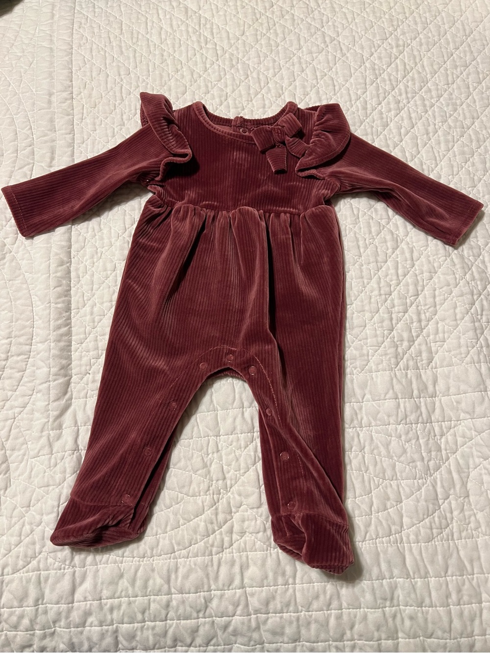 Mud Pie Baby Girl Ribbed Velour Footie
- Berry